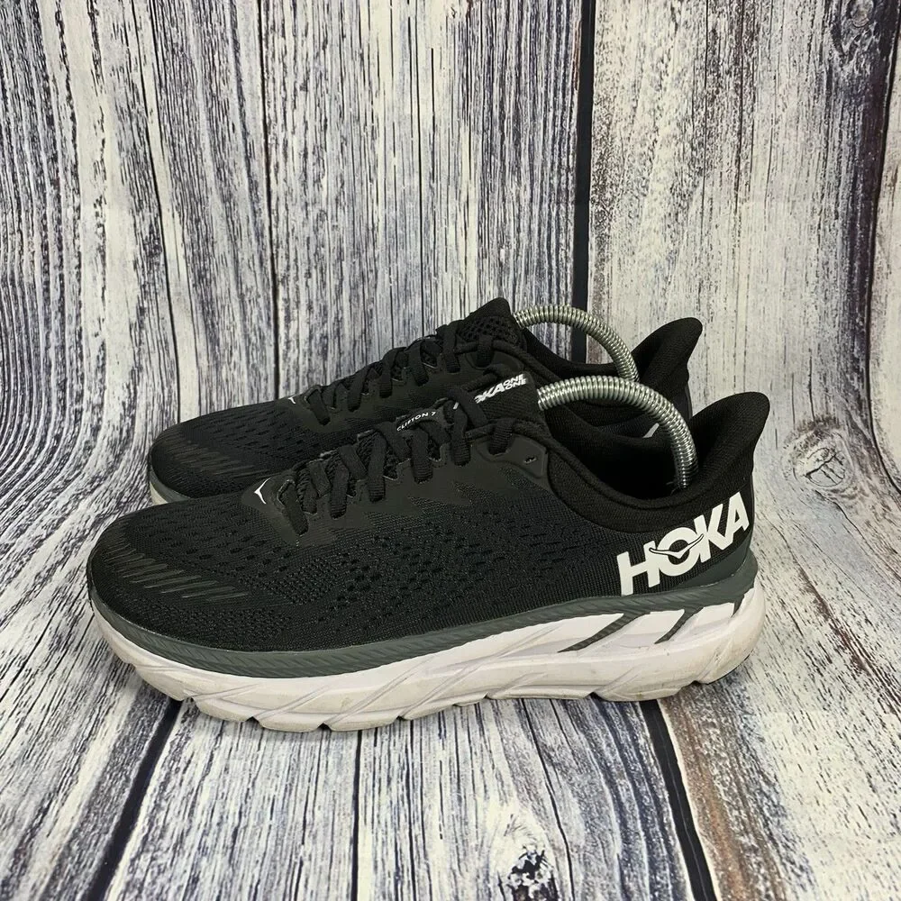 Hoka One One Clifton 7 Black White Sneakers 1110508 Men’s 8.5